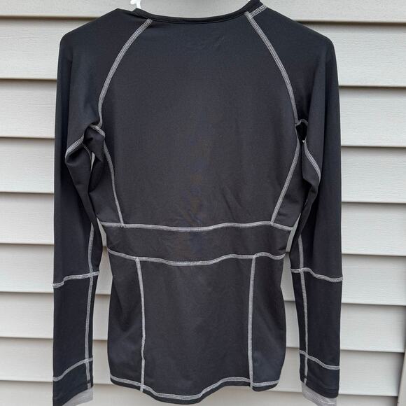 Mountain Hardwear size S Butter Button Up Long Sleeve Active Top - Black - Picture 7 of 9